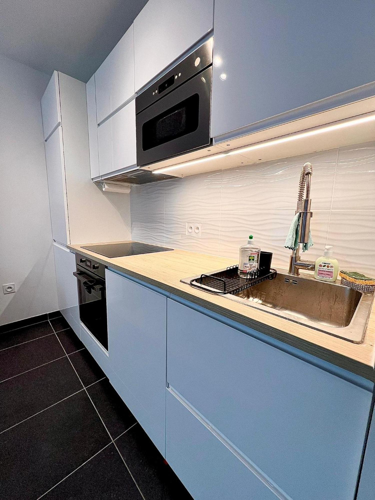 New & Serene 1-Bedroom Apart Near #Ladefenseparis #Parking&Fibre Suresnes Buitenkant foto